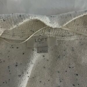 LOFT Outlet XS White Speckled Knit Top